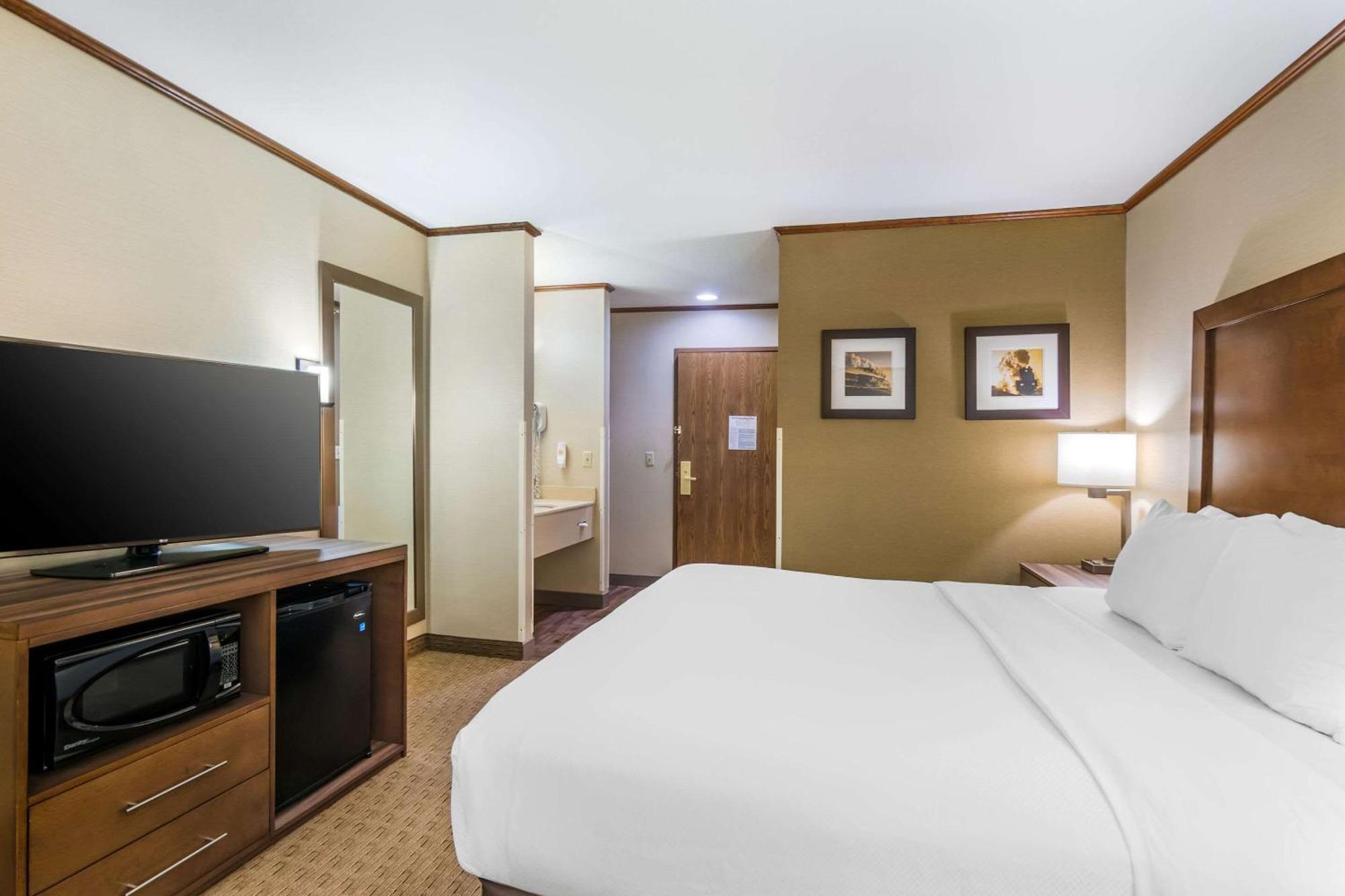 Comfort Inn Sedalia Station Esterno foto
